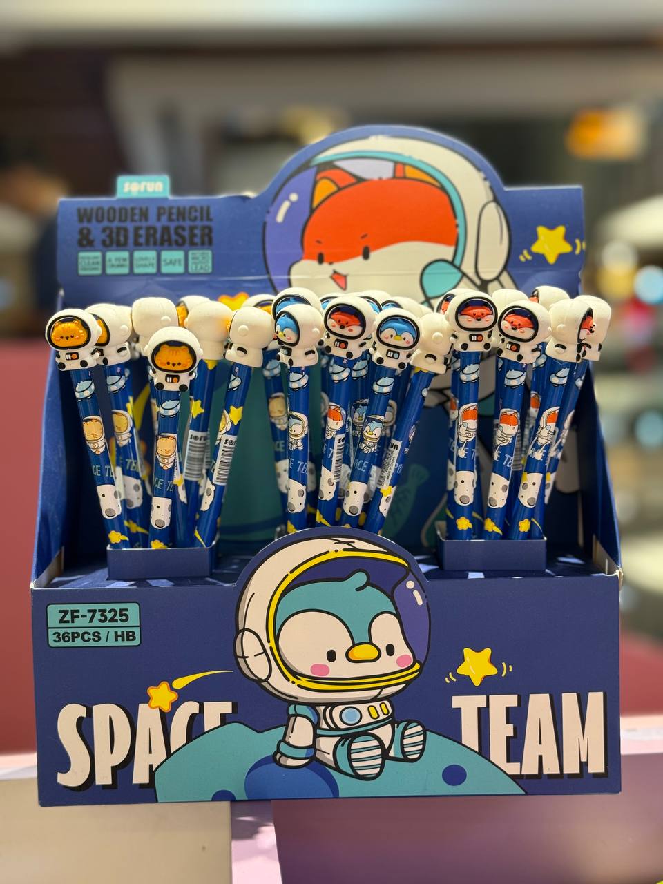 مداد مشکی طرح فضانورد🧑🏻‍🚀🌌